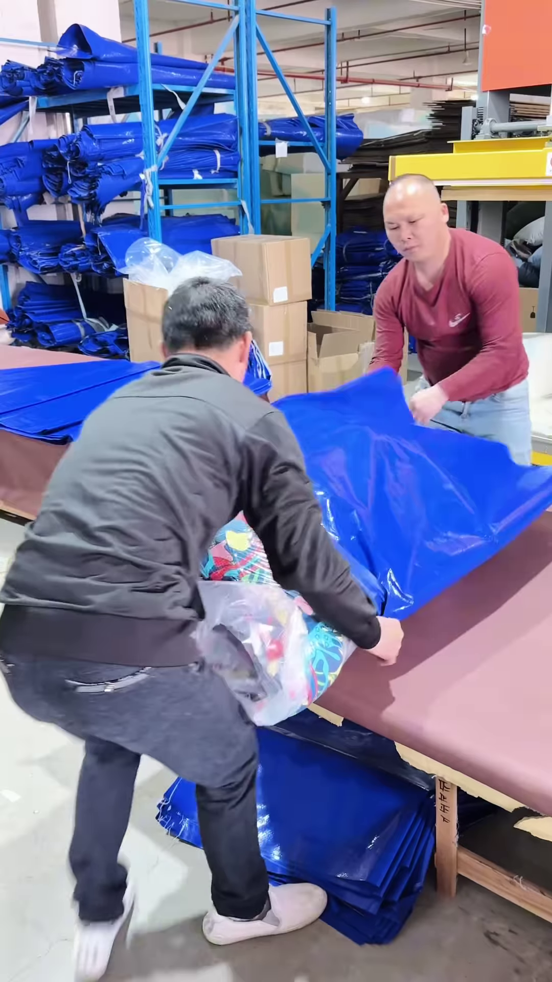 🛋️ Artistic Armchairs in the Making – A Colorful Comfort Experience 🎨 - Image 2