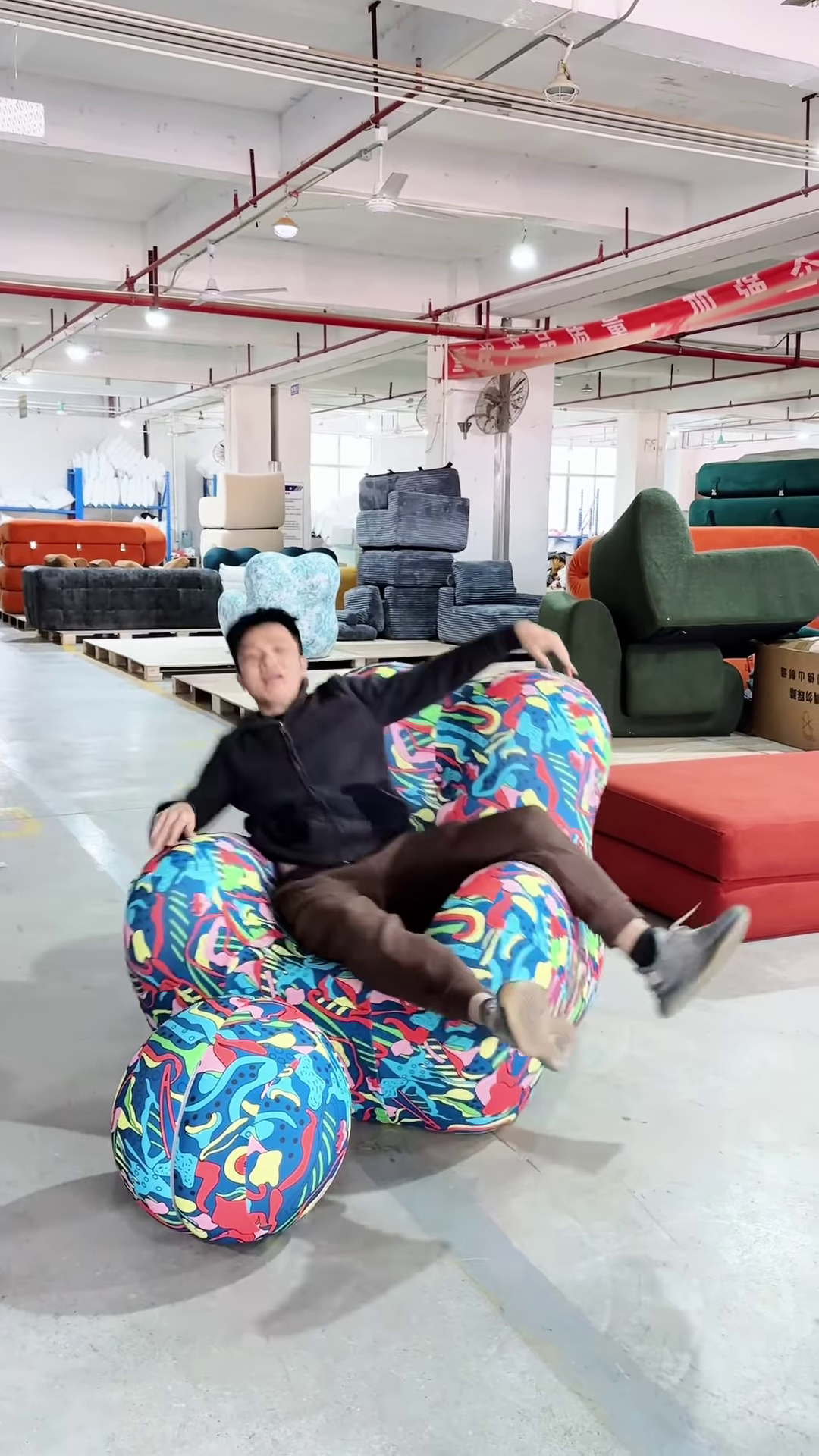 🛋️ Artistic Armchairs in the Making – A Colorful Comfort Experience 🎨 - Image 5