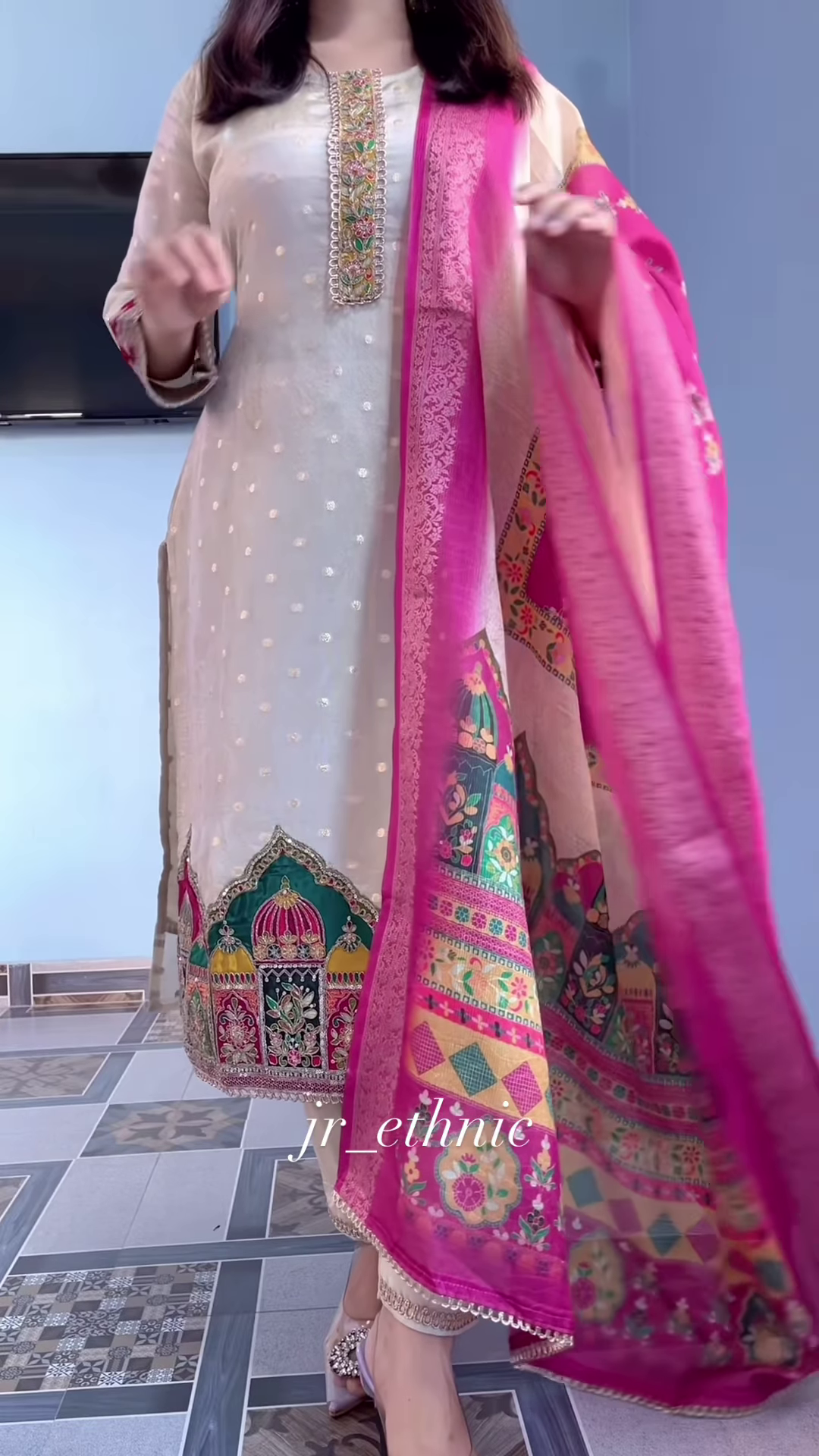 Traditional Silk Blend Suit with Vibrant Pink Embellished Dupatta