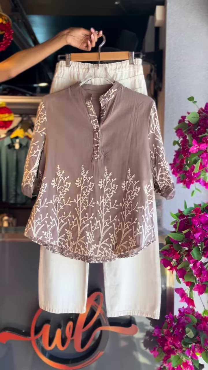 Mauve Embroidered High-Low Tunic with White Linen Trousers