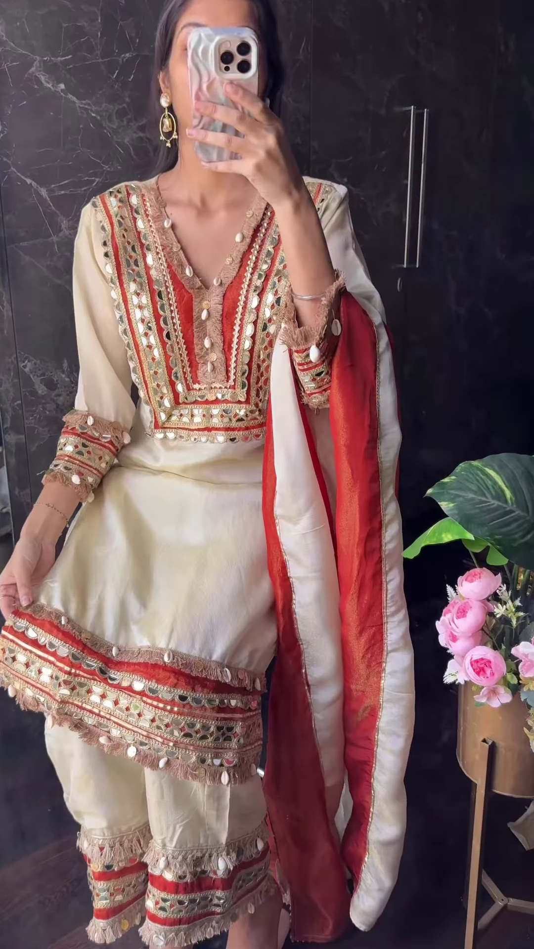 Traditional Ivory Punjabi Suit with Red Mirror Work and Shell Accents - Image 2