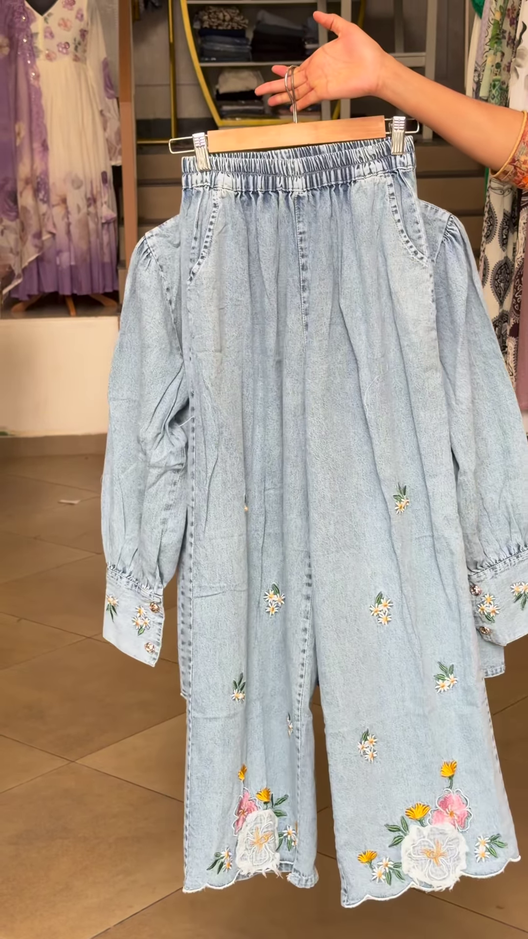 Light-Wash Denim Coordinate Set with Floral Embroidery - Image 2