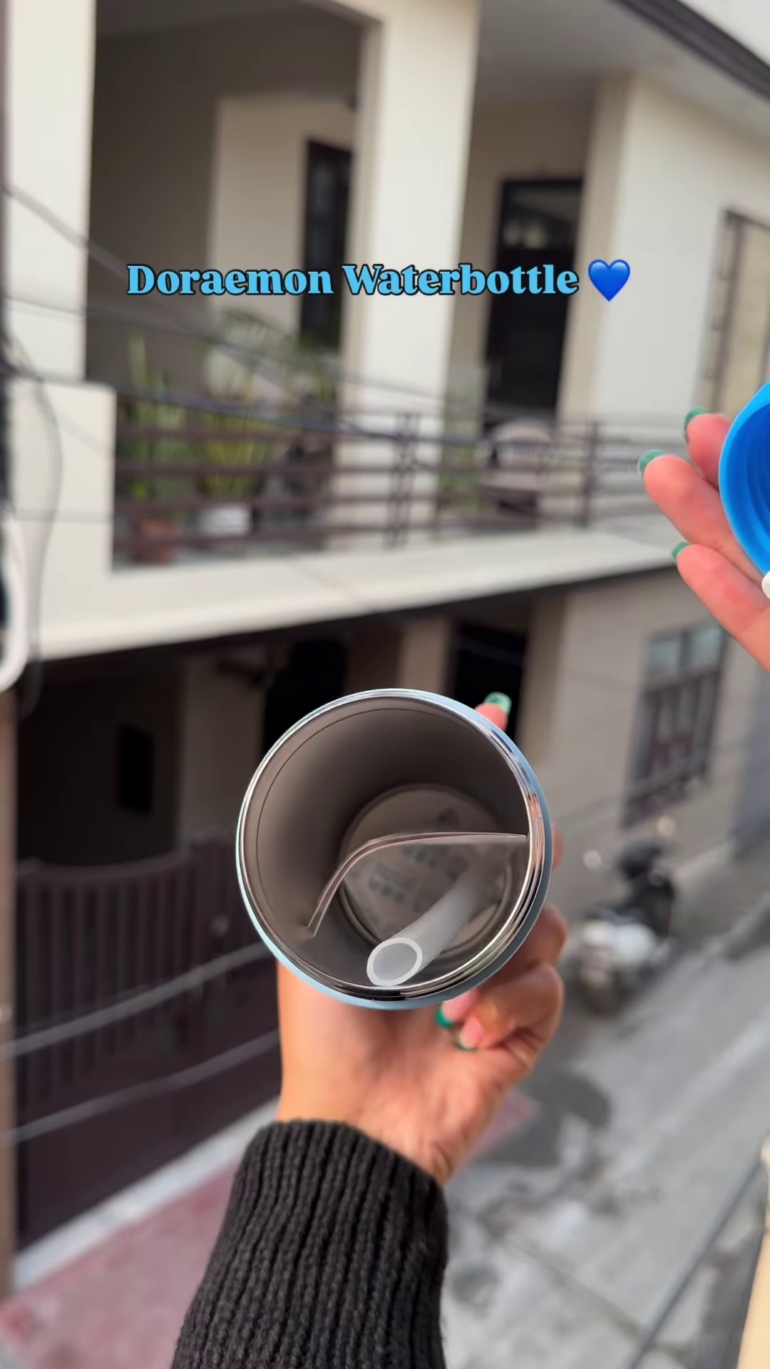 Character-Themed Blue Water Bottle with Interactive 3D Cap - Image 3