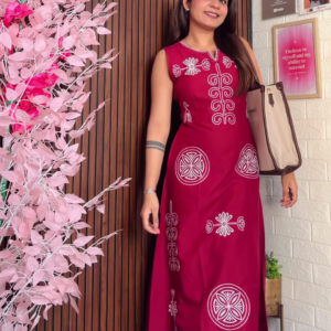 Chocolate Brown Tunic Set with Cream Bow Embroidery