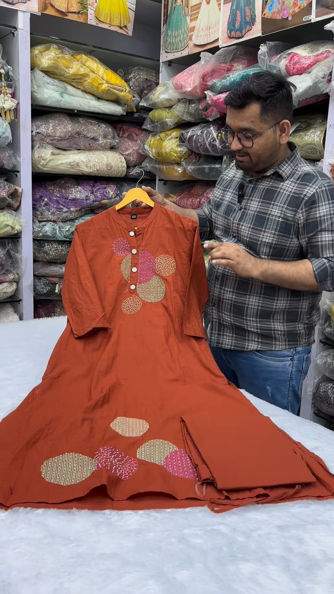 Minimalist Chic Circle-Motif Embroidered Kurta Set – Available in Terracotta & Deep Aubergine - Image 2