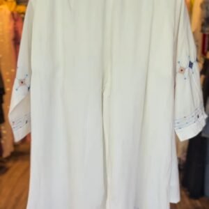 Ivory Embellished Cotton Kurta Set with Intricate Threadwork