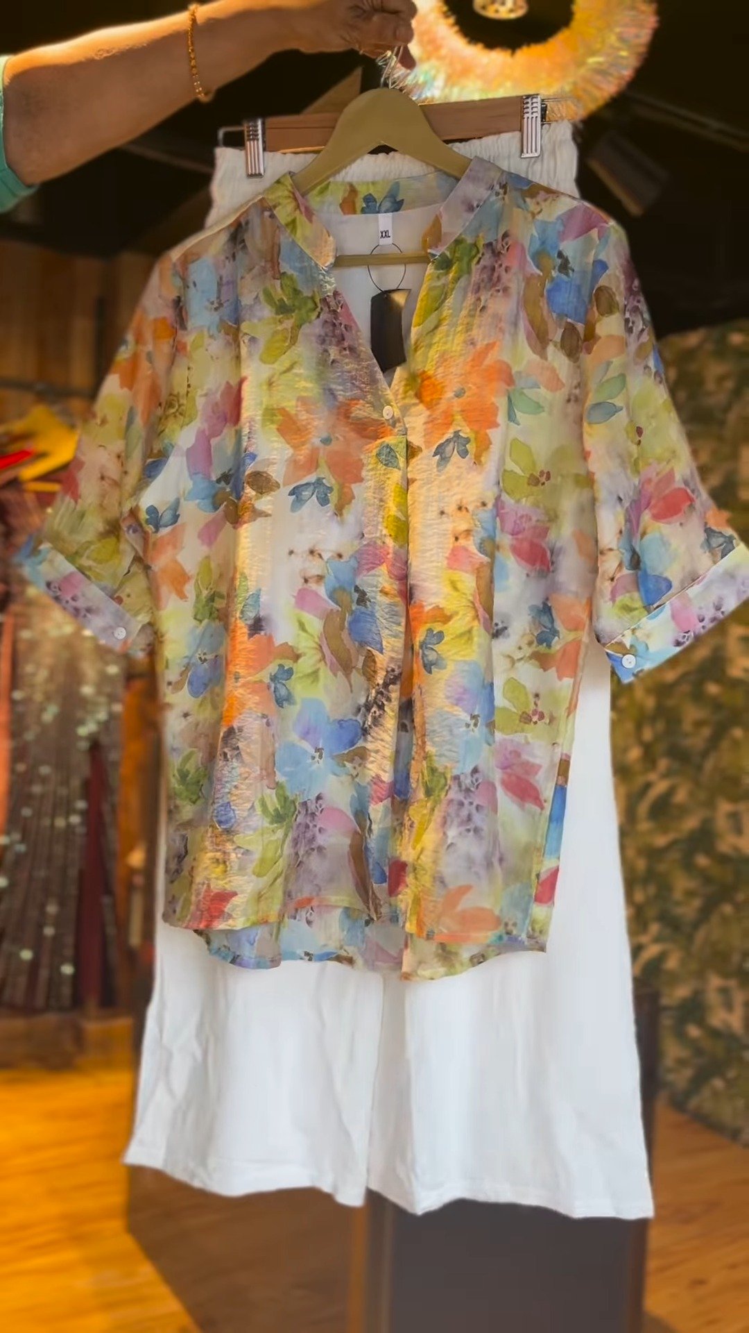 Floral Impressionism Linen-Blend Shirt & Trouser Co-ord Set – Sophisticated Casuals - Image 3