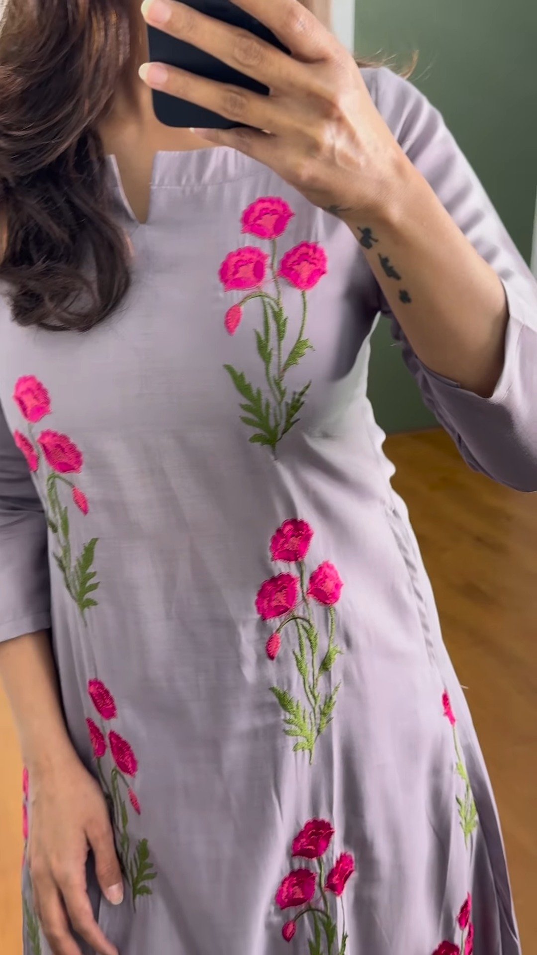 Poppy Motif Embroidered Kurta Set – Available in Lavender & Sage Green