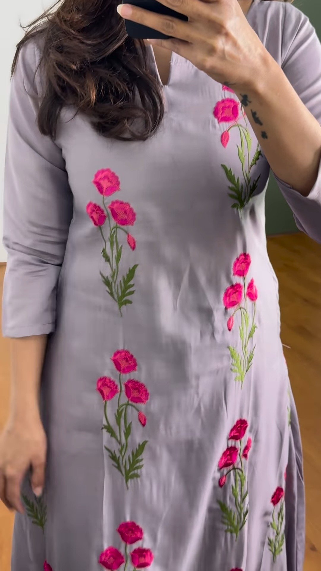 Poppy Motif Embroidered Kurta Set – Available in Lavender & Sage Green - Image 2