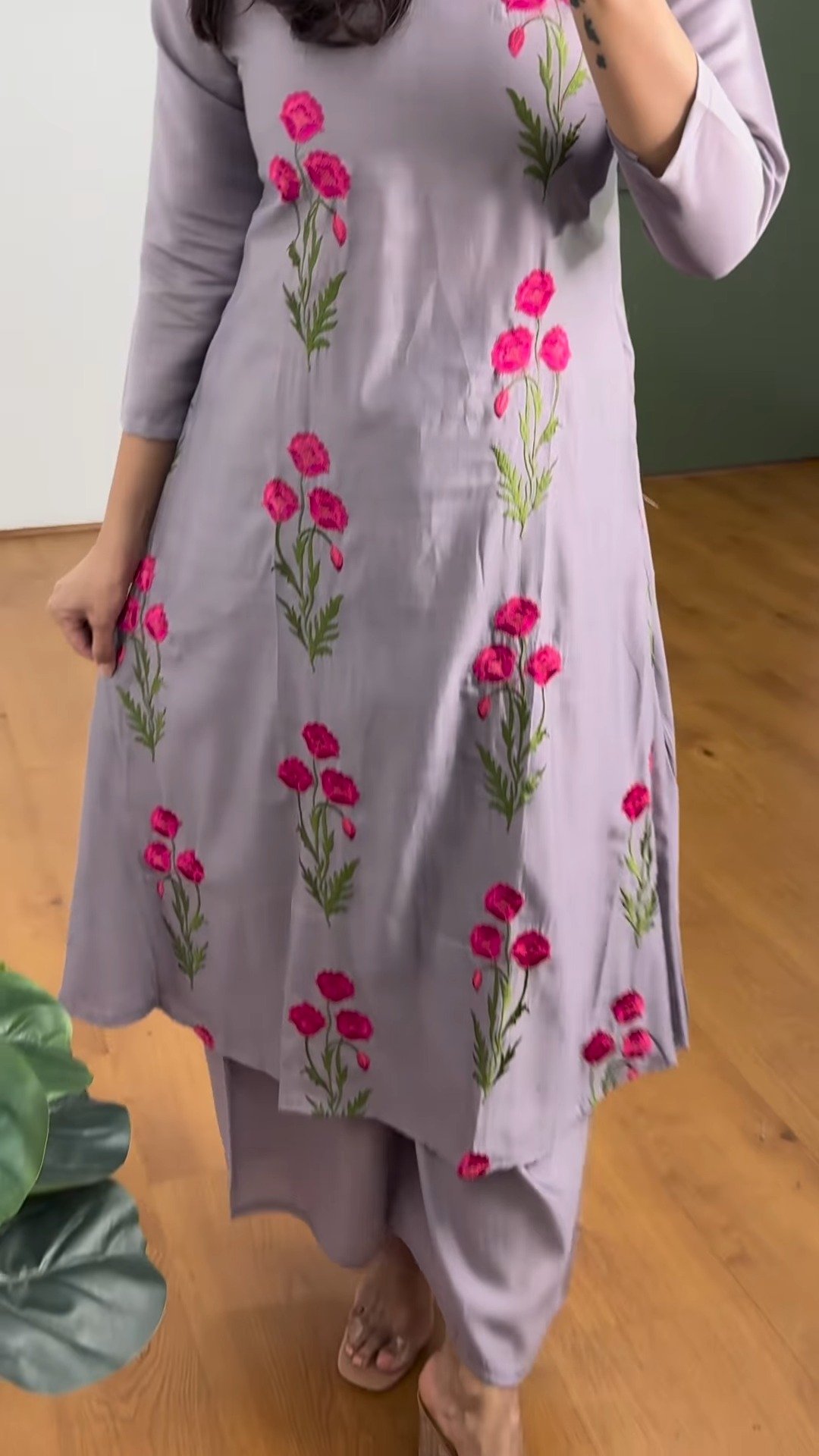 Poppy Motif Embroidered Kurta Set – Available in Lavender & Sage Green - Image 3