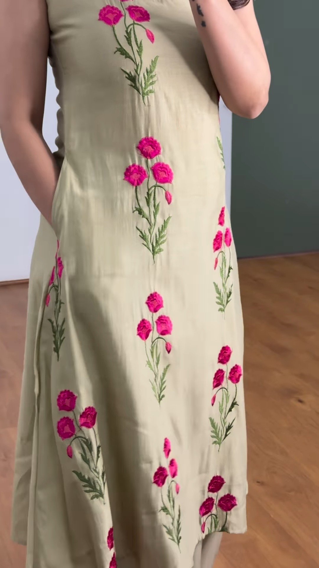 Poppy Motif Embroidered Kurta Set – Available in Lavender & Sage Green - Image 7