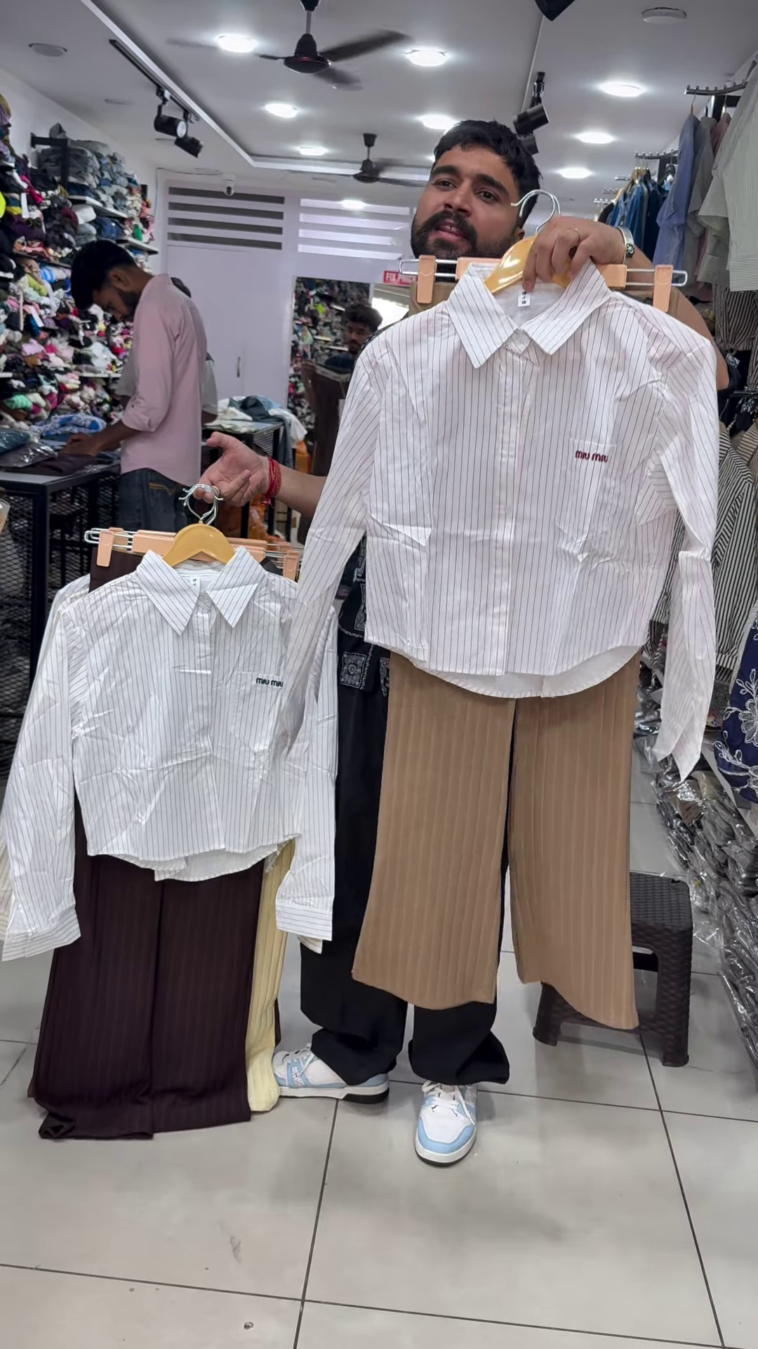 Trendy Women's Cropped Pinstripe Shirt and Wide-Leg Pleated Pants Set - Image 2