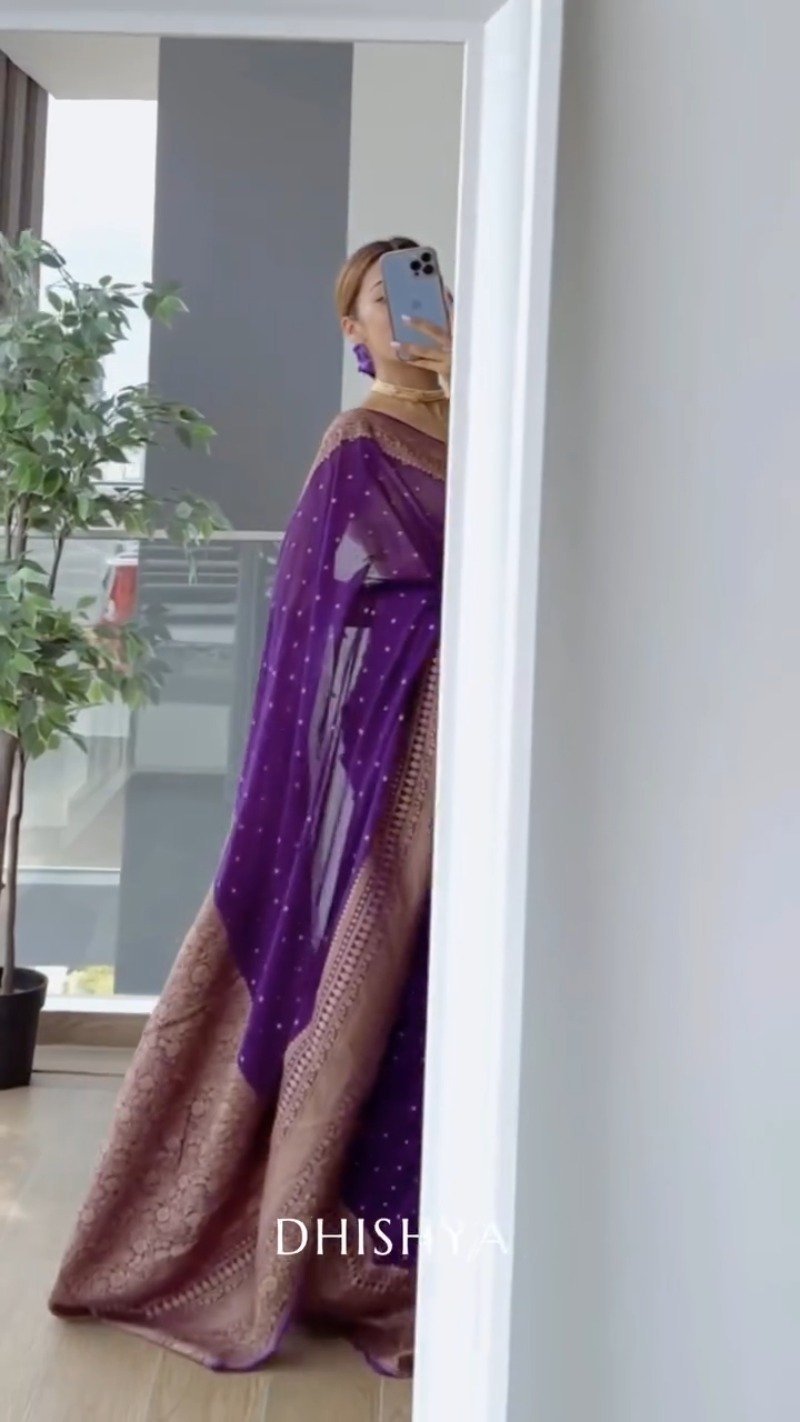 Royal Purple Banarasi Silk Saree with Antique Gold Border – Available in a Single Colourway - Image 4